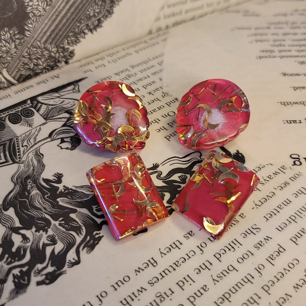 Vintage Atomic Mid Century Modern Red Lucite Moon and Glitter Clip-on Earrings